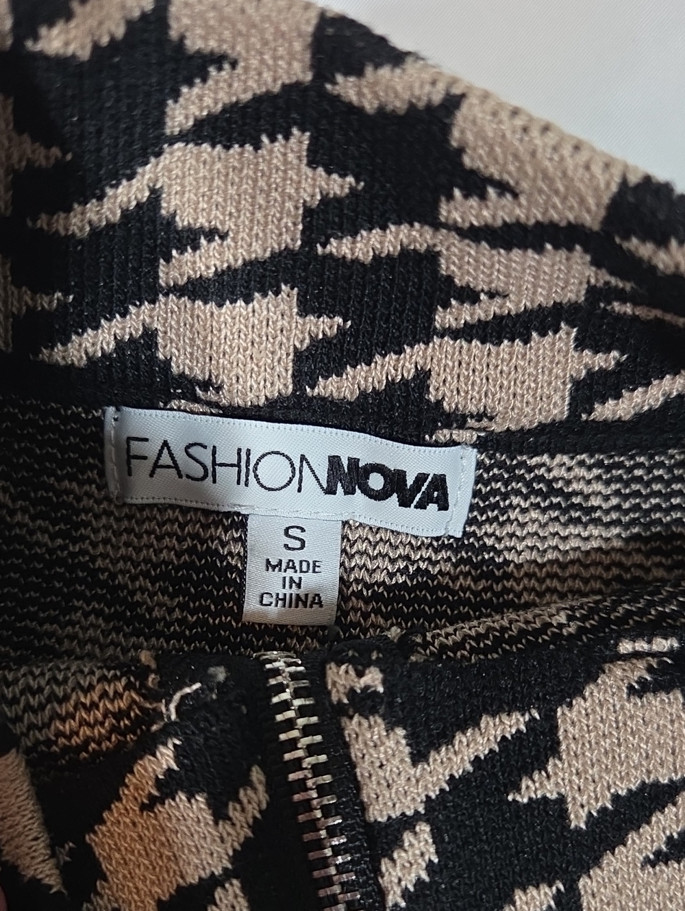 fashion nova houndstooth jumpsuit tan and black Size Small - Picture 2 of 9